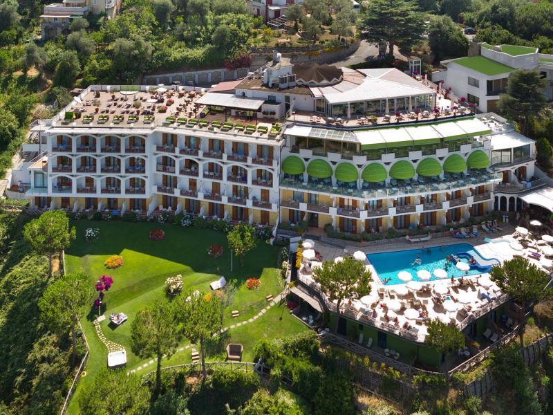 Grand Hotel President Sorrento Bagian luar foto